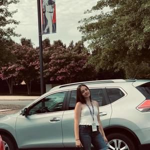 Meet your Posher, Alissa